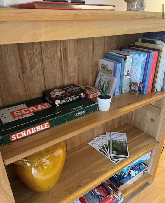 Hidden Gem Canal Facing Retreat With Lovely Walks Holiday home