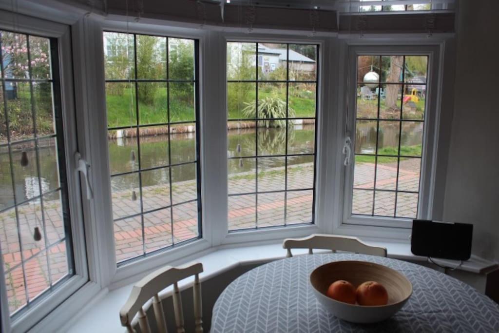 Holiday home Hidden Gem Canal Facing Retreat With Lovely Walks