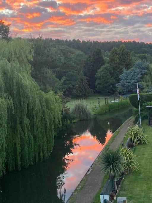 Holiday home Hidden Gem Canal Facing Retreat With Lovely Walks
